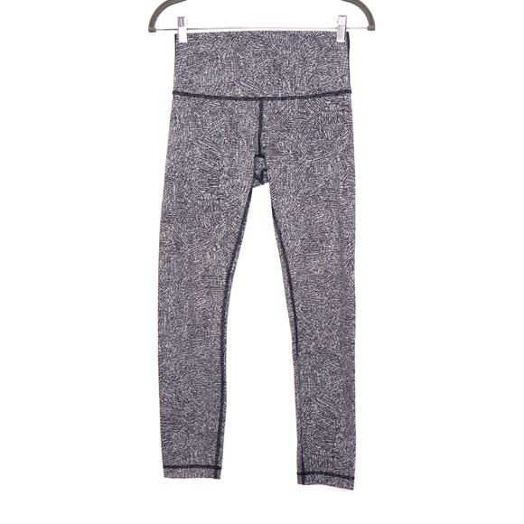 LULULEMON Wunder Under High Rise 7/8 Tight in Line Up White Black Women's 6 - Picture 1 of 11